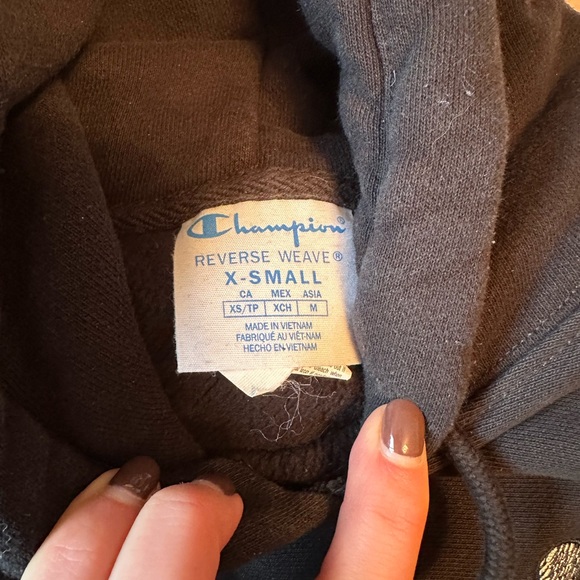 Champions Mickey and friends embroidered hoodie - Picture 4 of 4